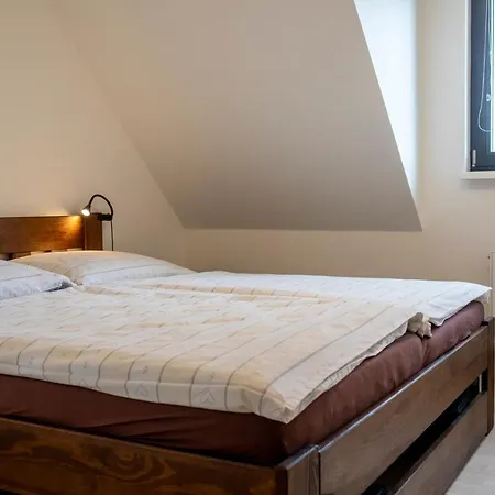 275 - Apartman *